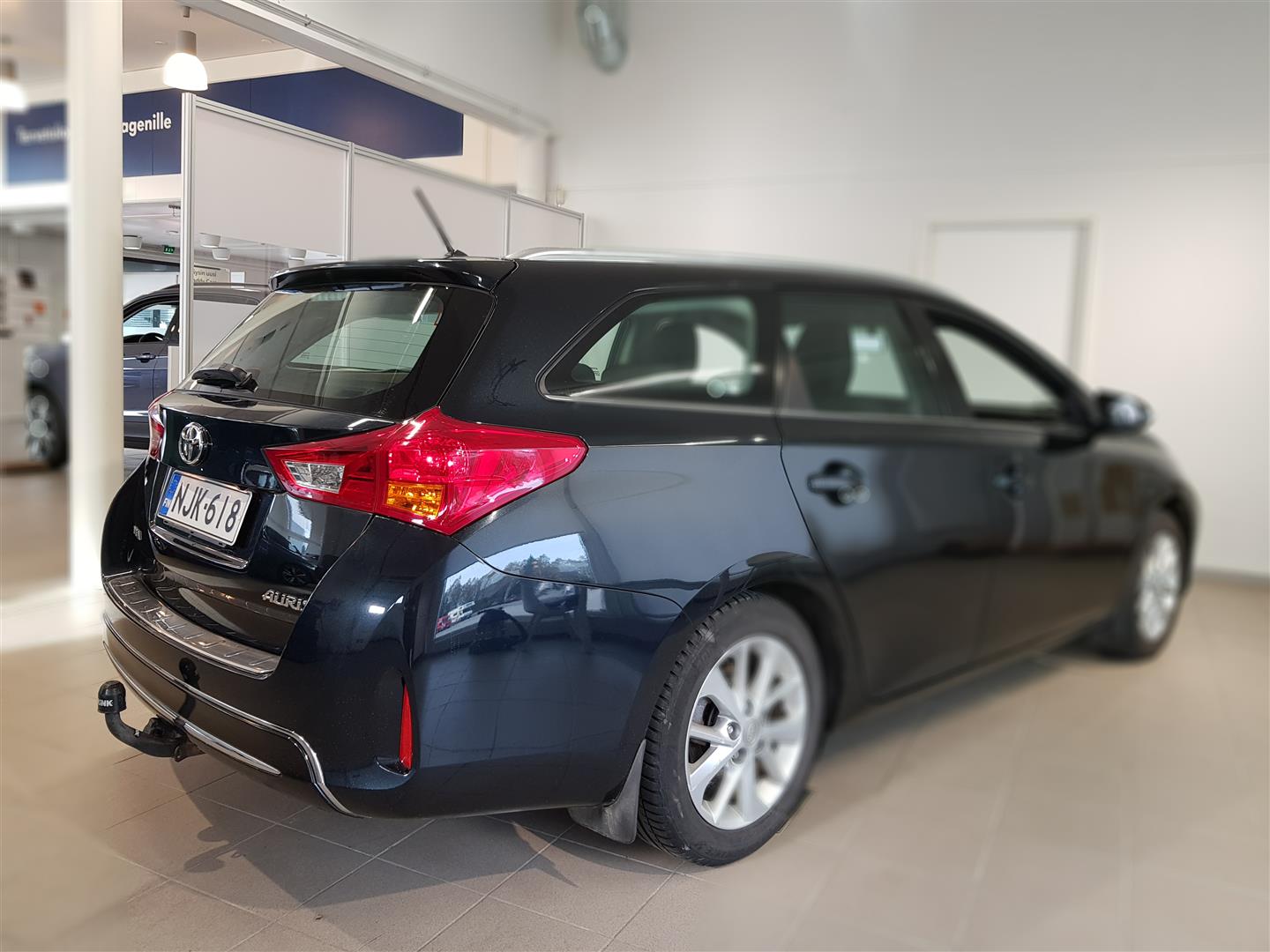 TOYOTA Auris 2014