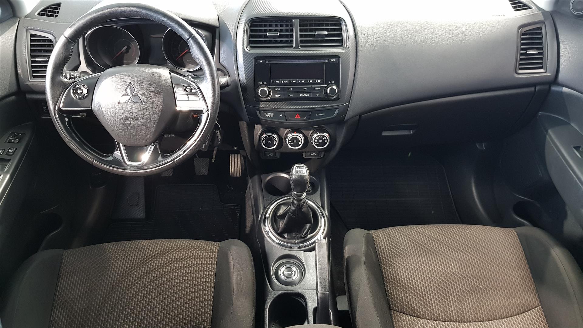 MITSUBISHI ASX 2018