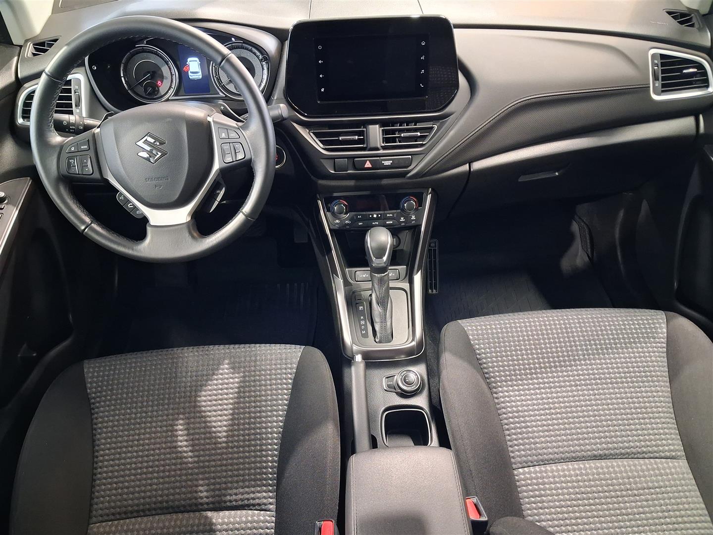 SUZUKI S-Cross 2023