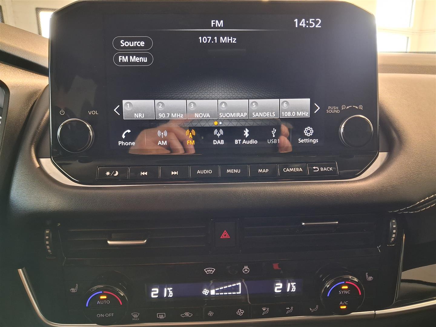 NISSAN Qashqai 2022