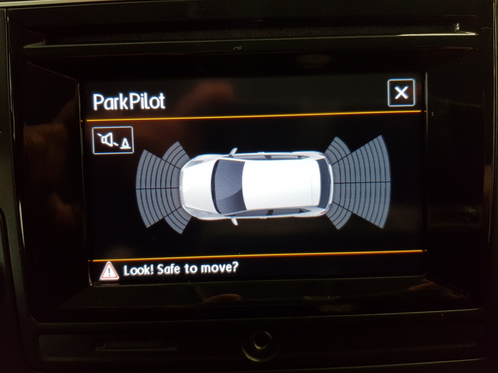 VOLKSWAGEN Polo 2015