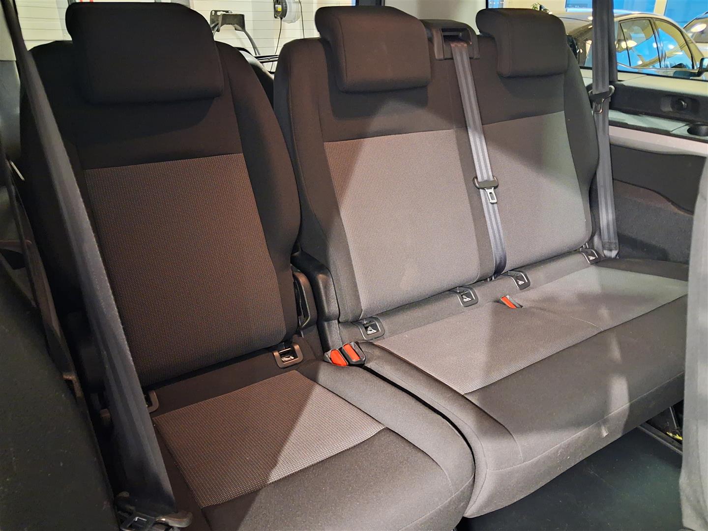 PEUGEOT Traveller 2022