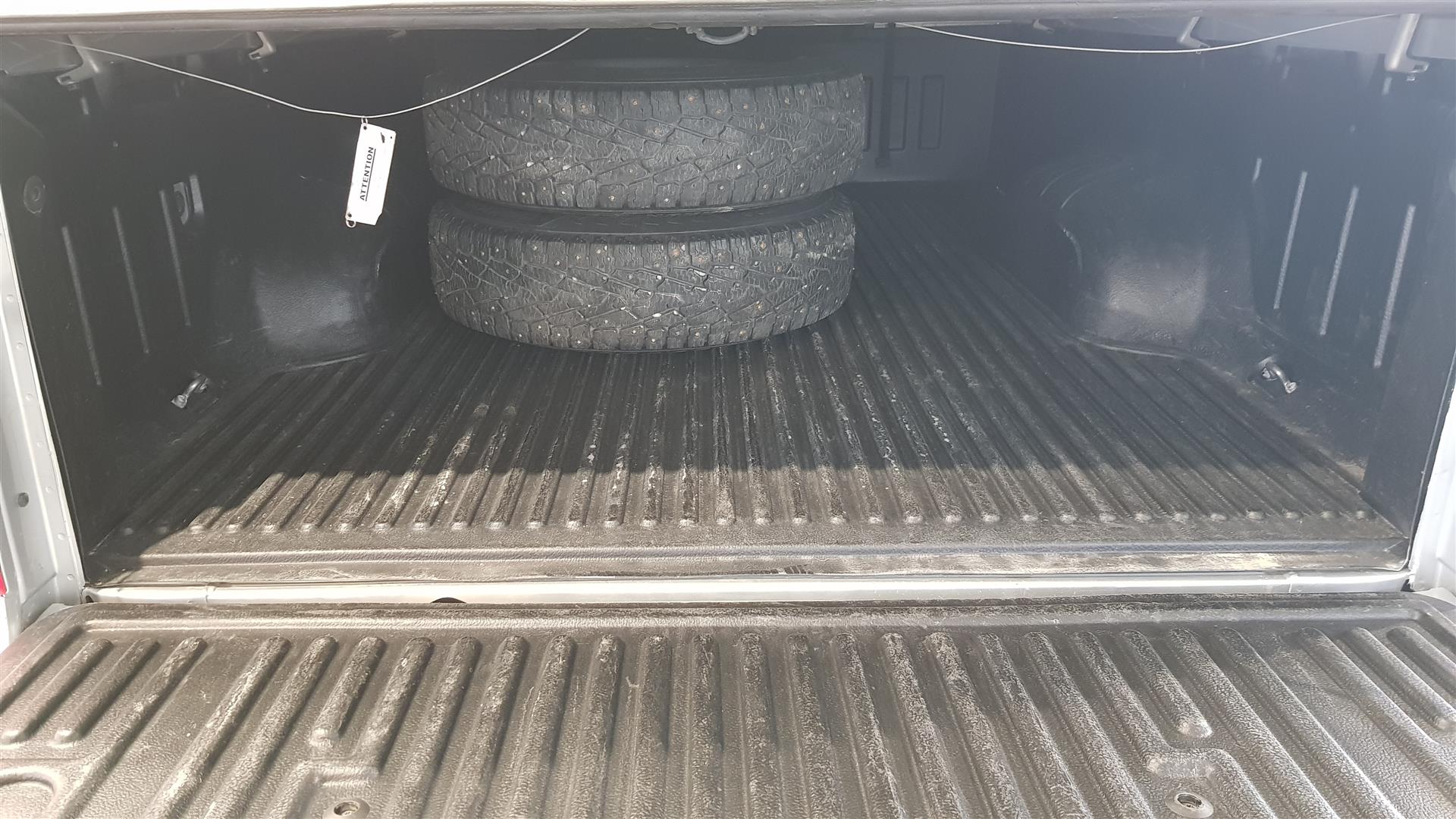 VOLKSWAGEN Amarok 2013