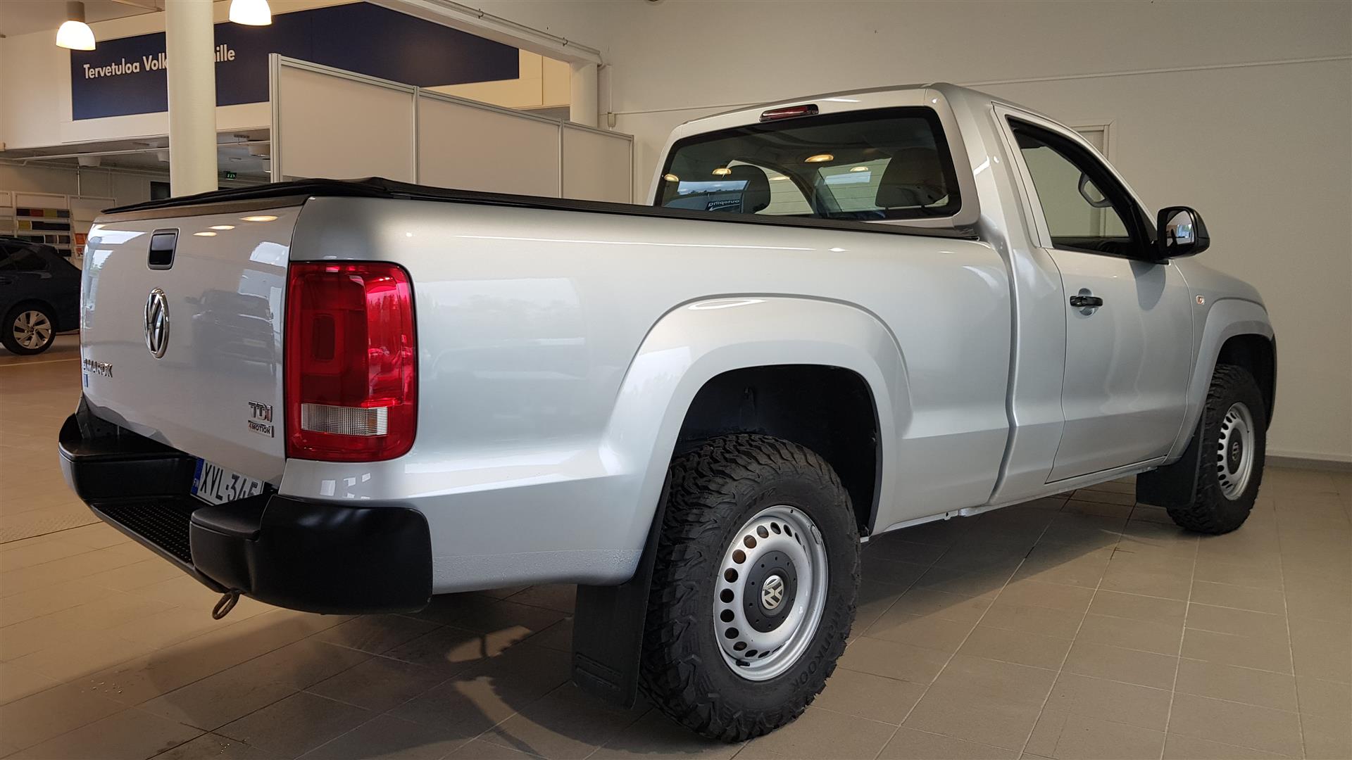VOLKSWAGEN Amarok 2013