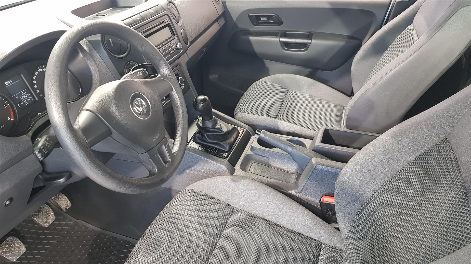 VOLKSWAGEN Amarok 2013