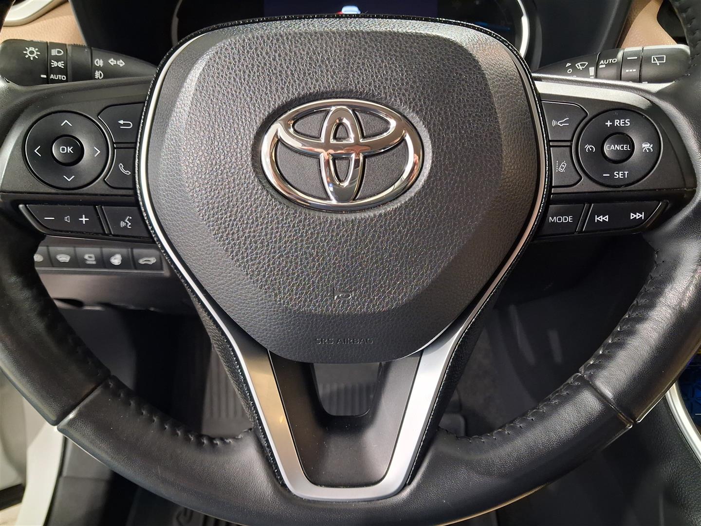 TOYOTA RAV4 2020