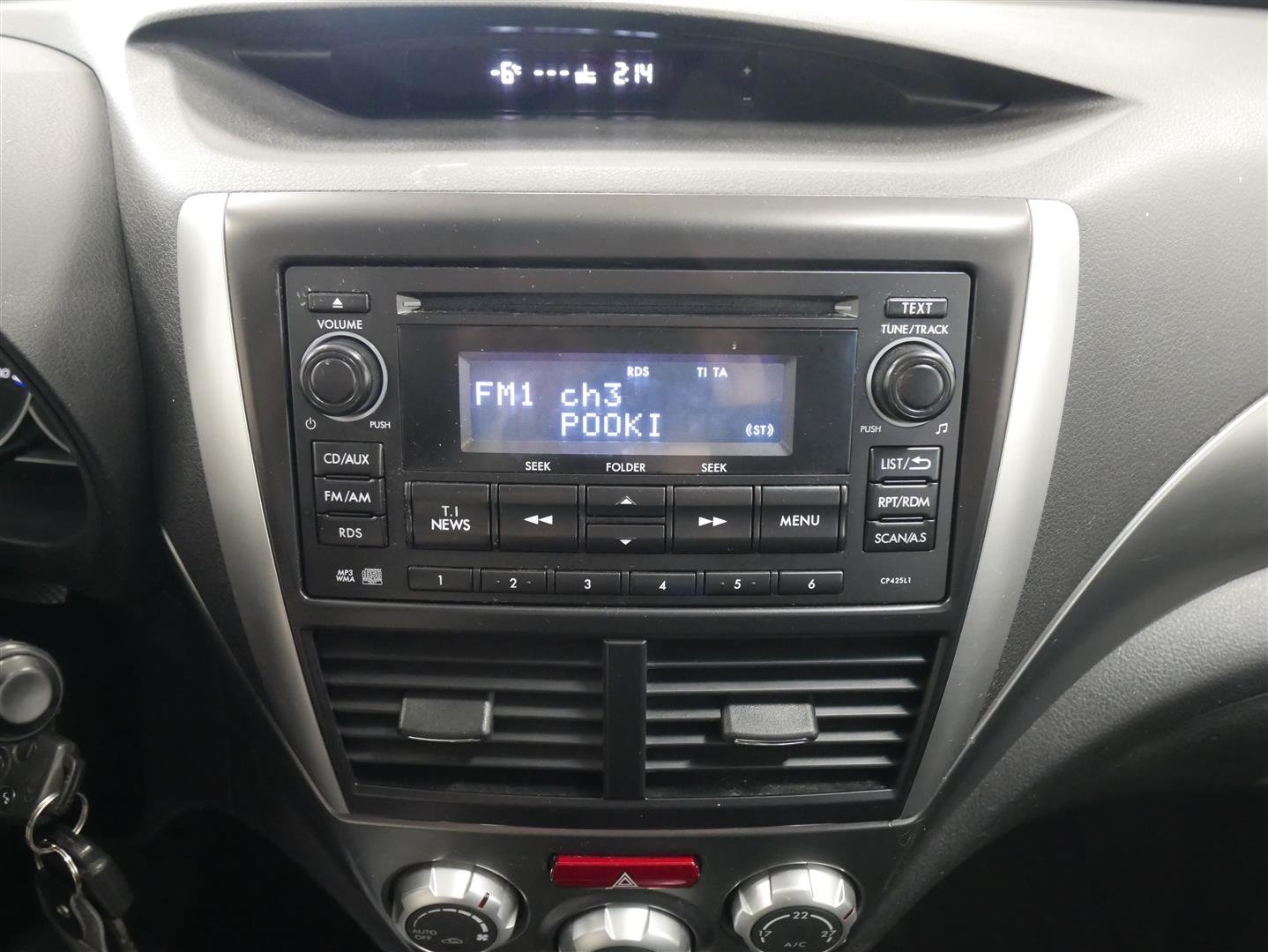 SUBARU Forester 2011