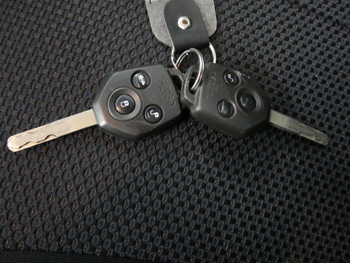 SUBARU Forester 2011