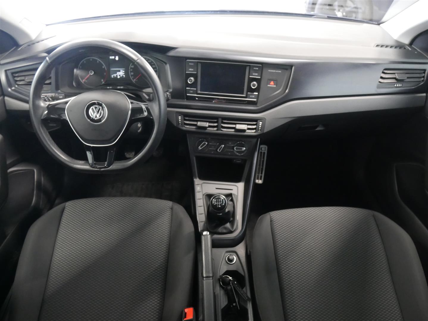 VOLKSWAGEN Polo 2019
