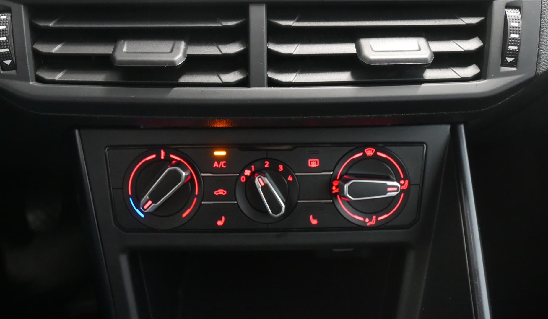 VOLKSWAGEN Polo 2019