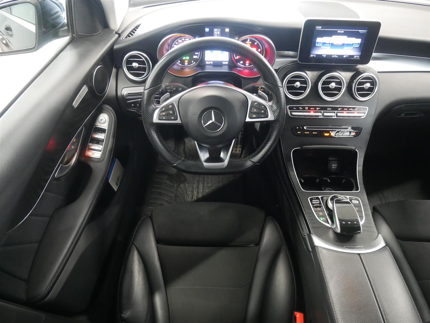 MERCEDES-BENZ GLC 2017