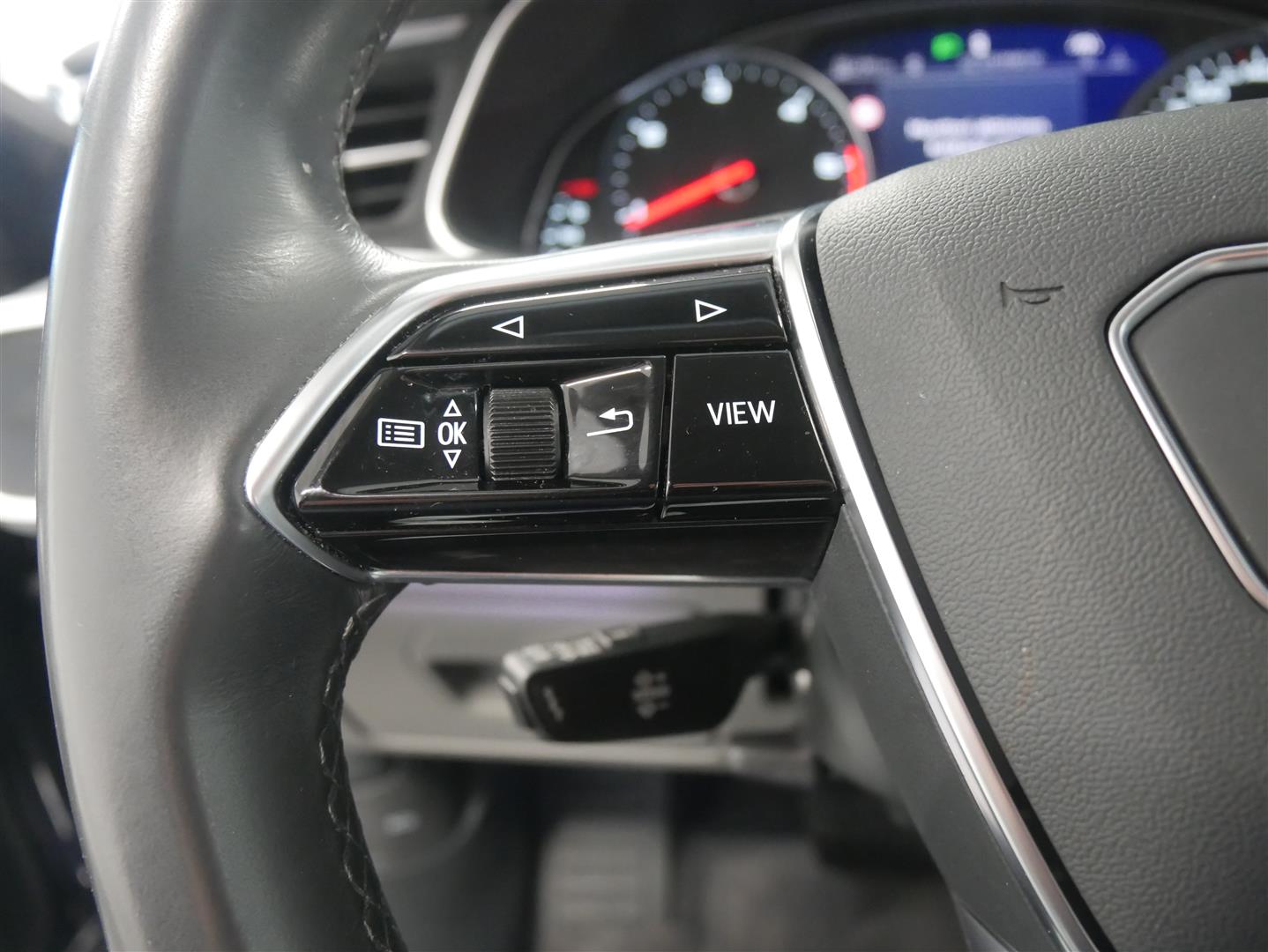 AUDI A6 2021