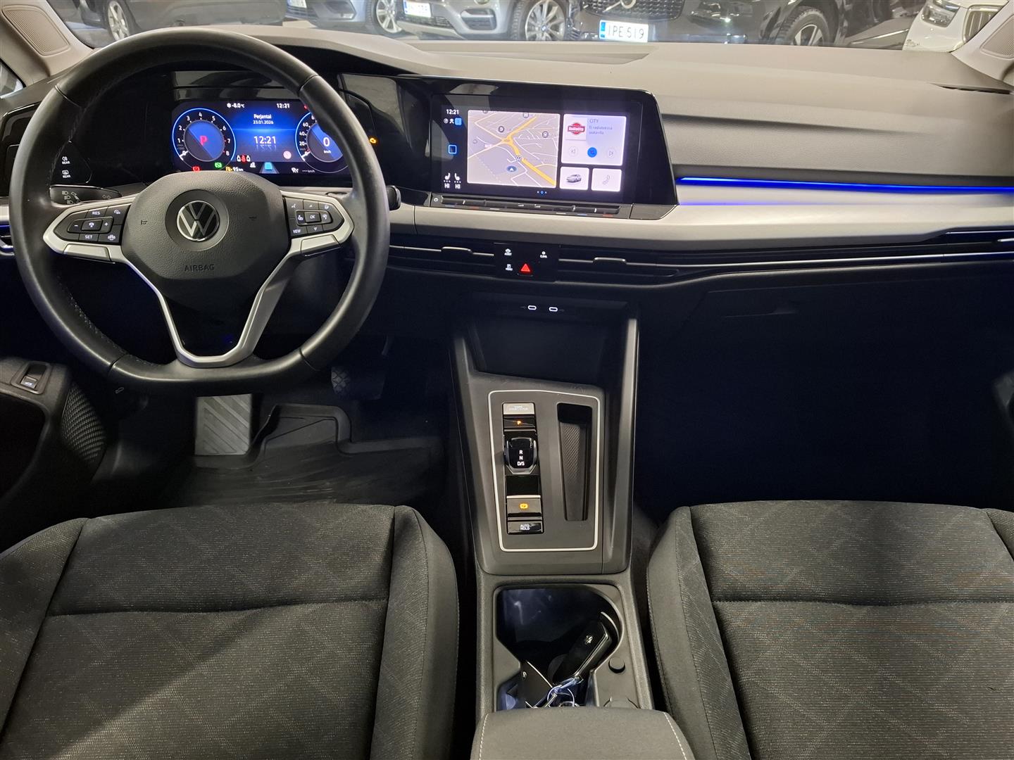 VOLKSWAGEN Golf 2021