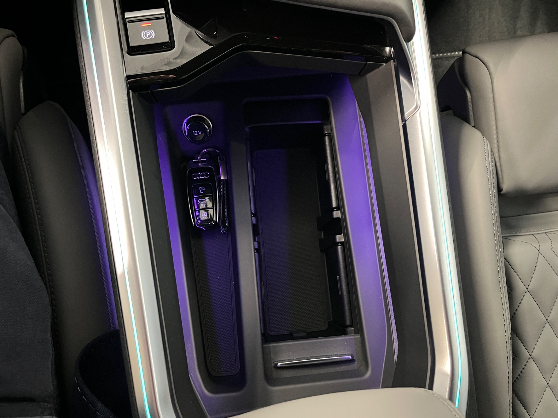 AUDI Q8 e-tron 2024