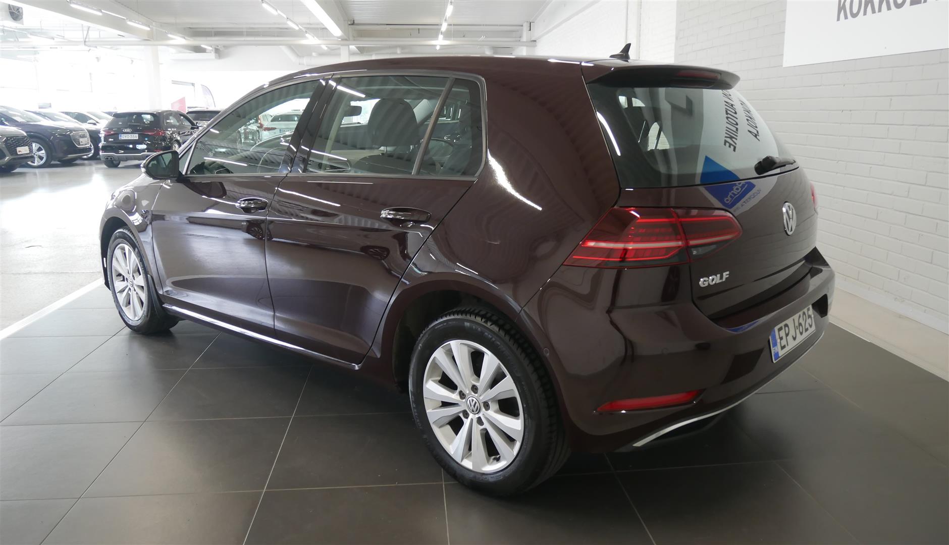 VOLKSWAGEN Golf 2018