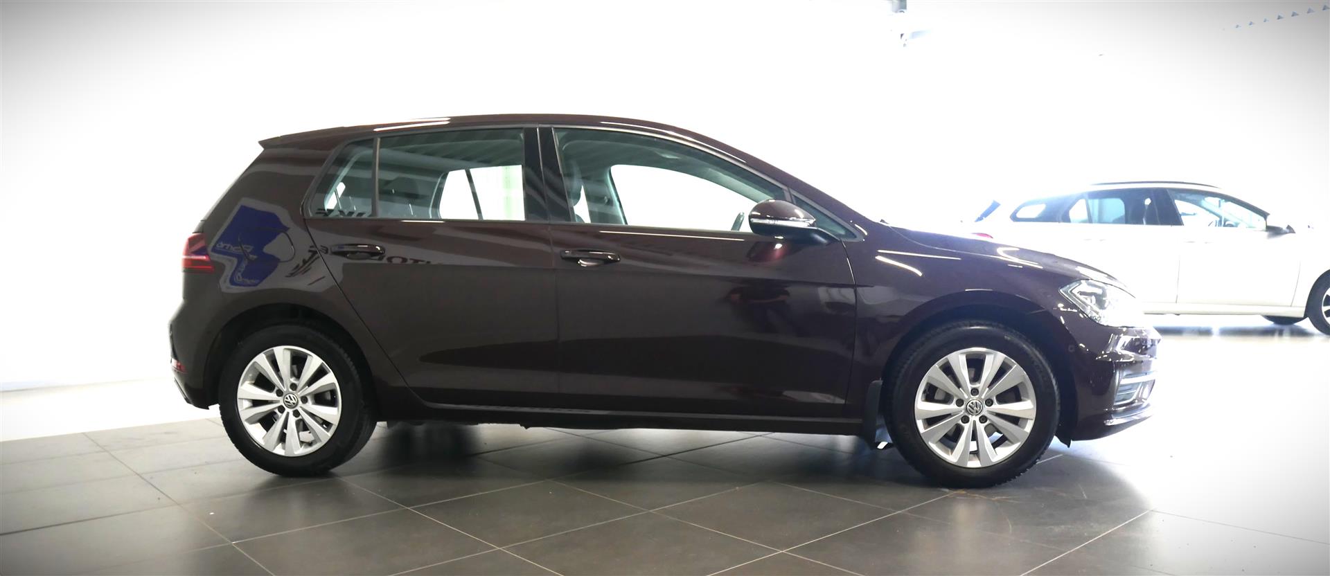 VOLKSWAGEN Golf 2018
