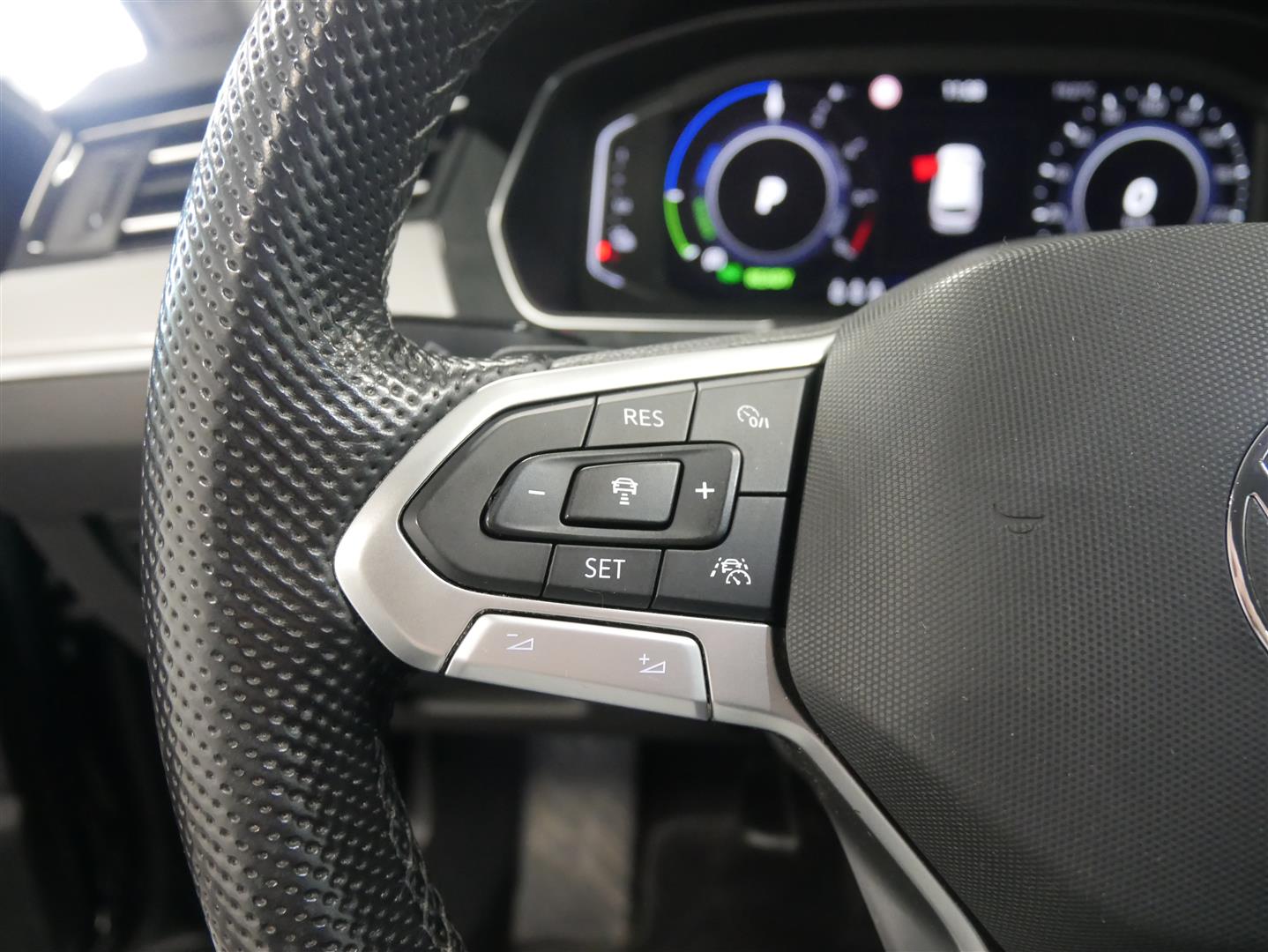 Volkswagen Passat 2022