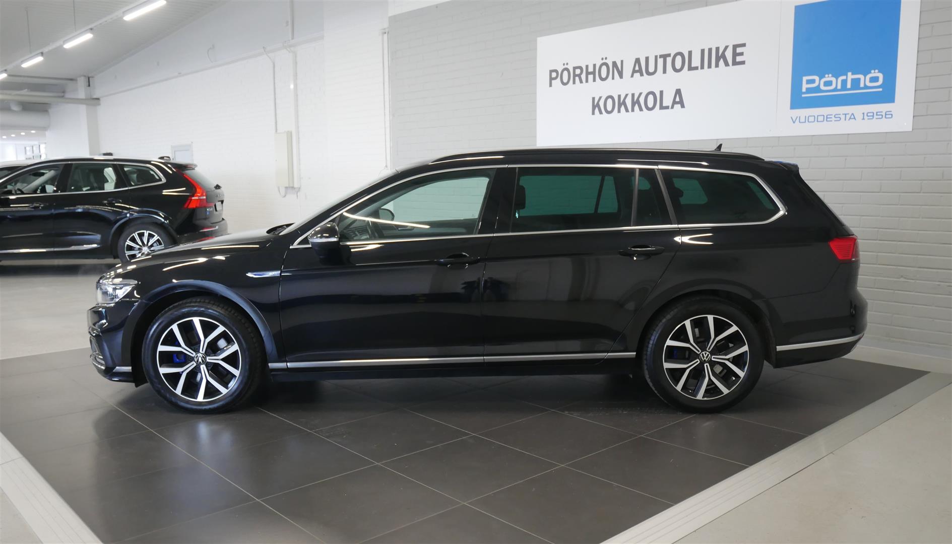 Volkswagen Passat 2022