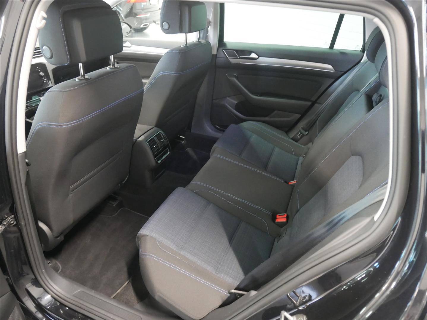 Volkswagen Passat 2022