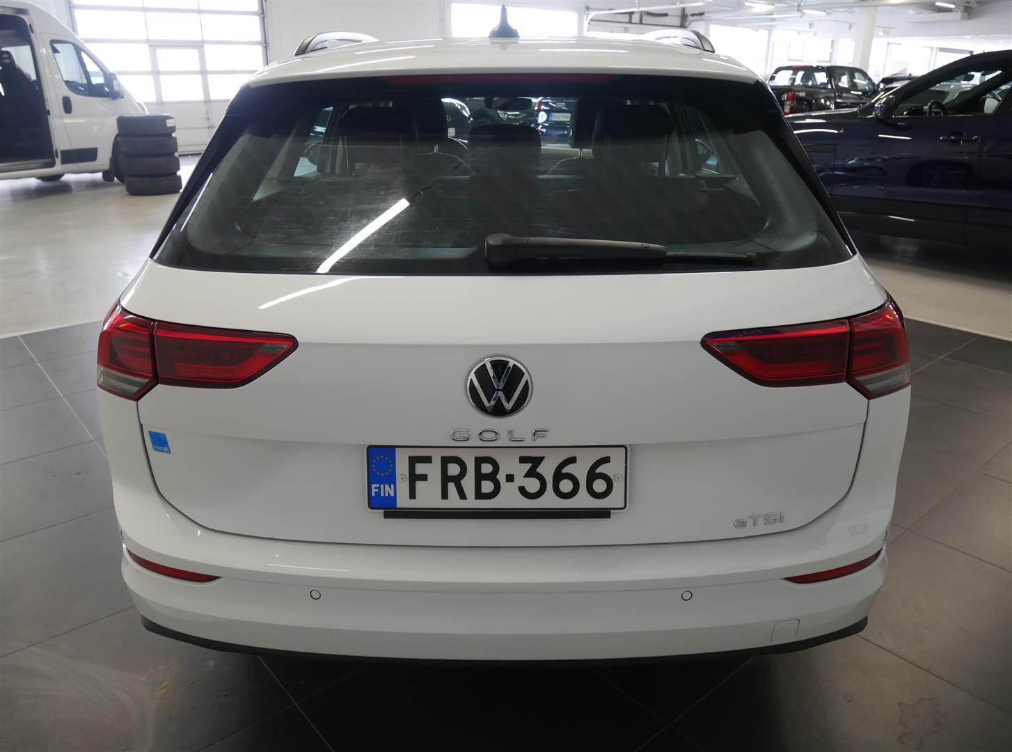 VOLKSWAGEN Golf 2021