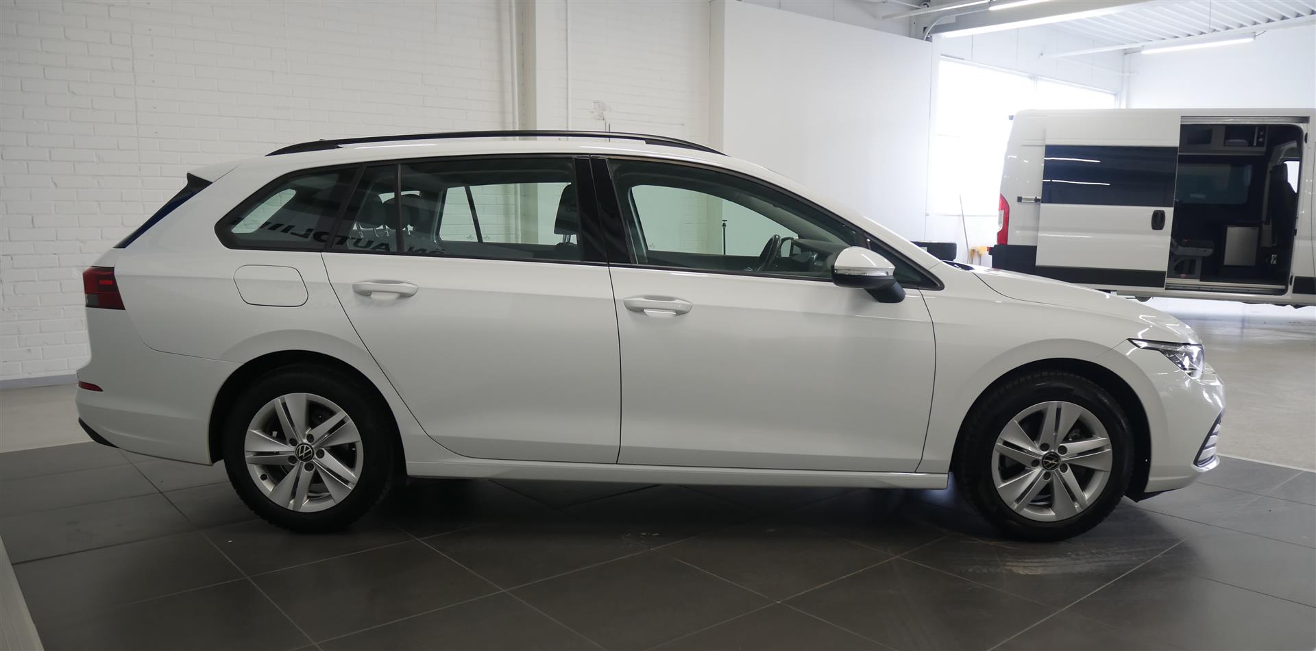 VOLKSWAGEN Golf 2021