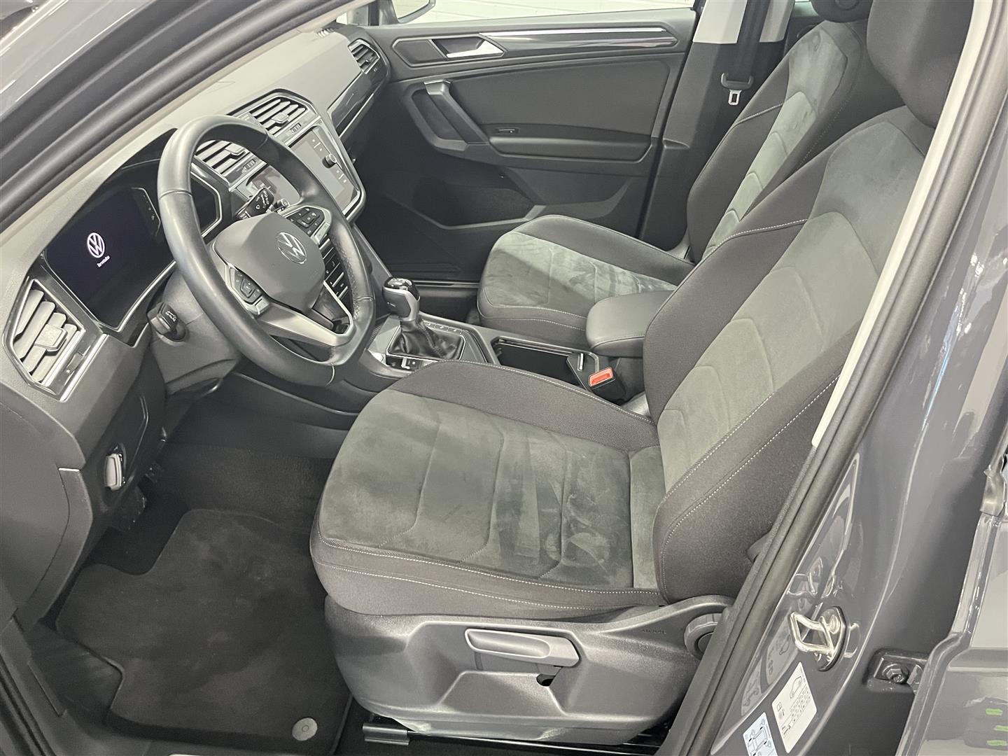 VOLKSWAGEN TIGUAN 2023