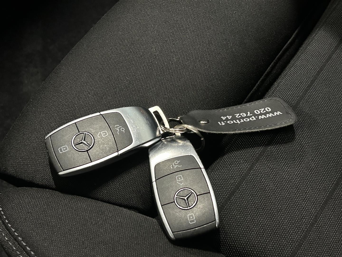 MERCEDES-BENZ C 300 e 2020