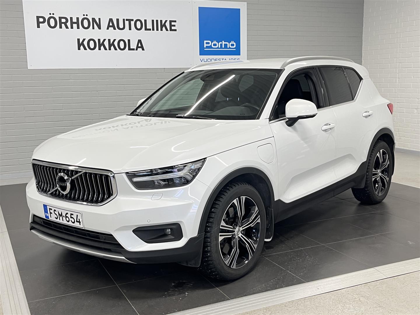 VOLVO XC40 2020
