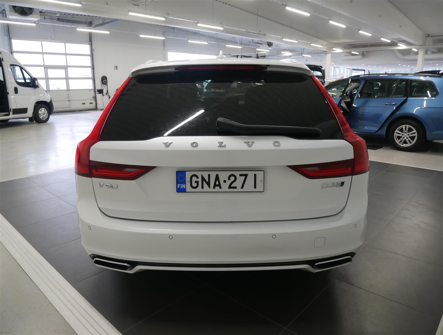 VOLVO V90 2019