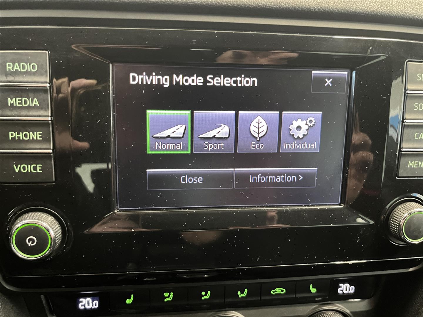 SKODA Octavia 2015