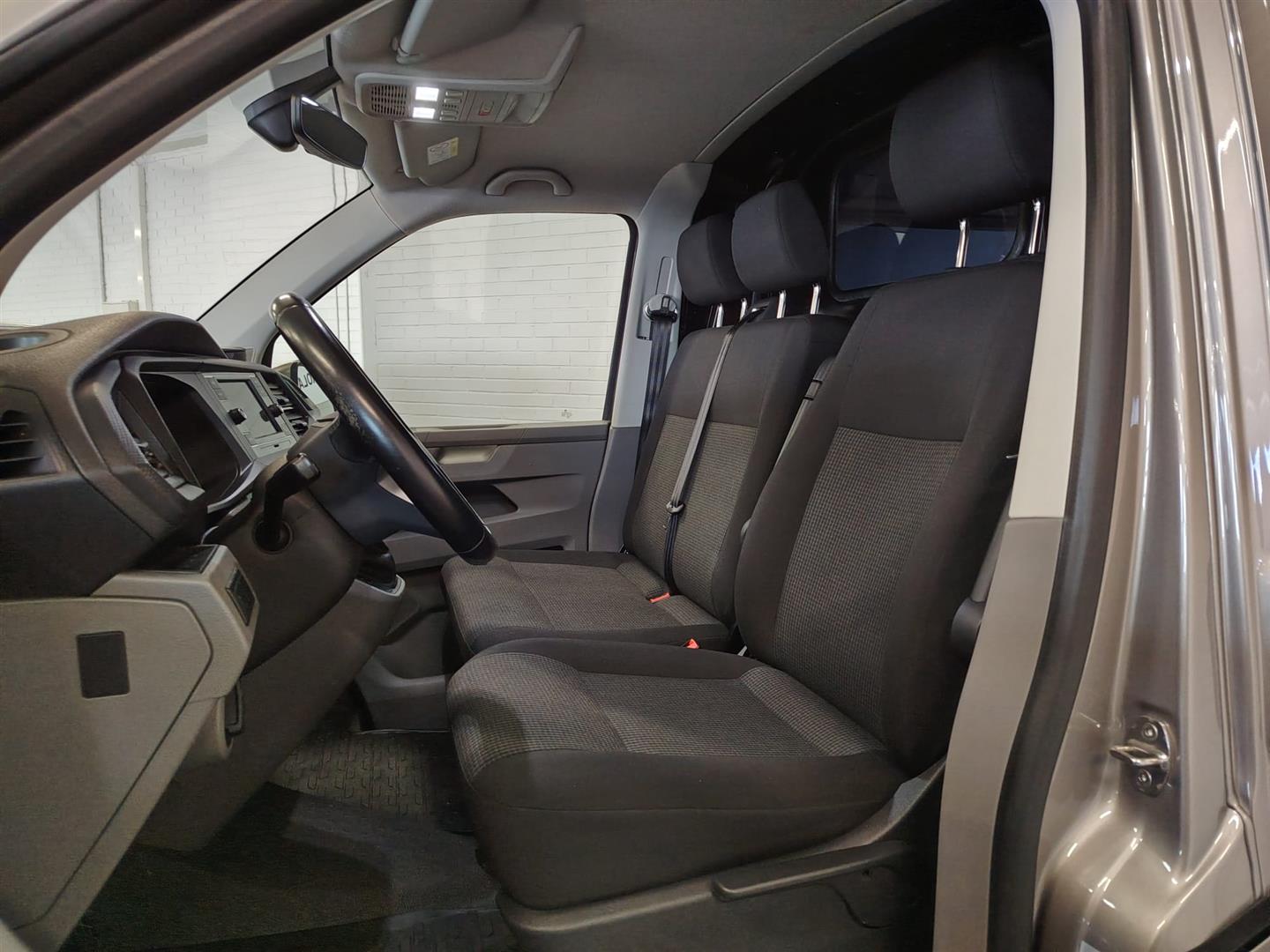 VOLKSWAGEN Transporter 2022