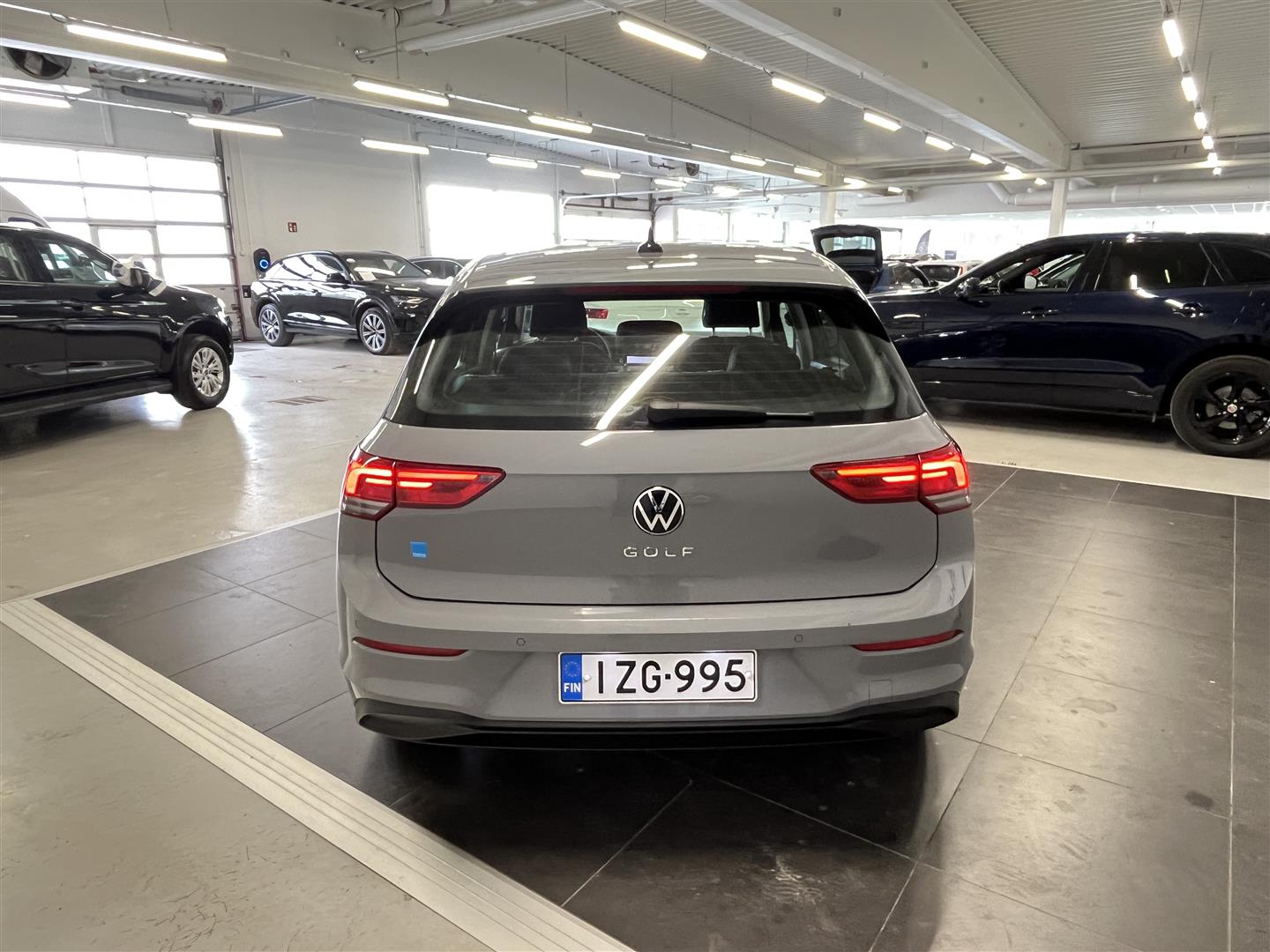 VOLKSWAGEN Golf 2021