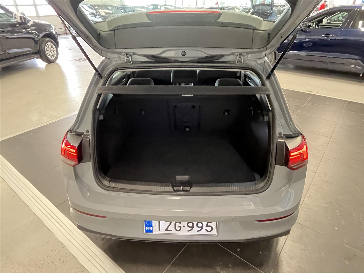 VOLKSWAGEN Golf 2021