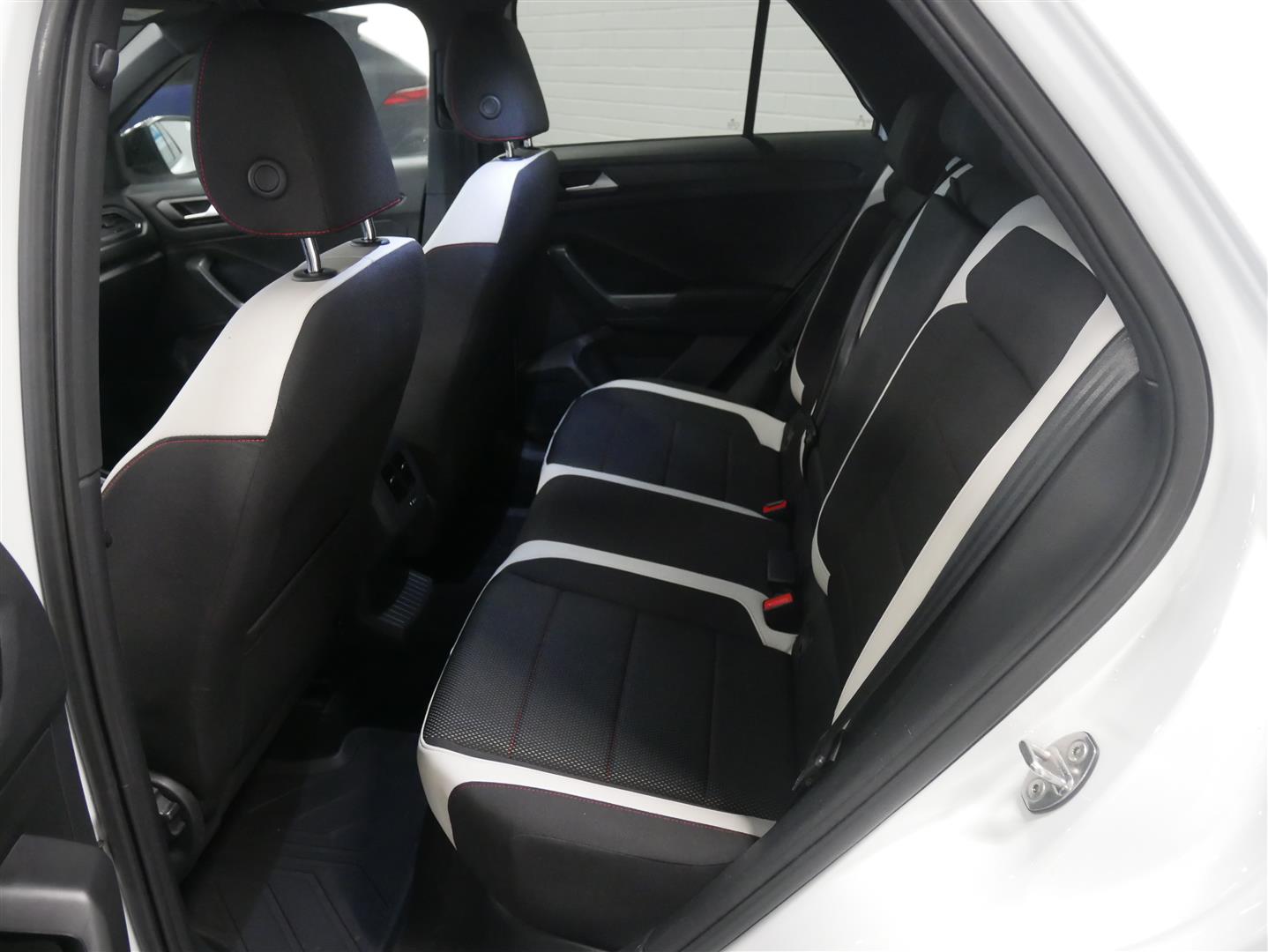 VOLKSWAGEN T-Roc 2020