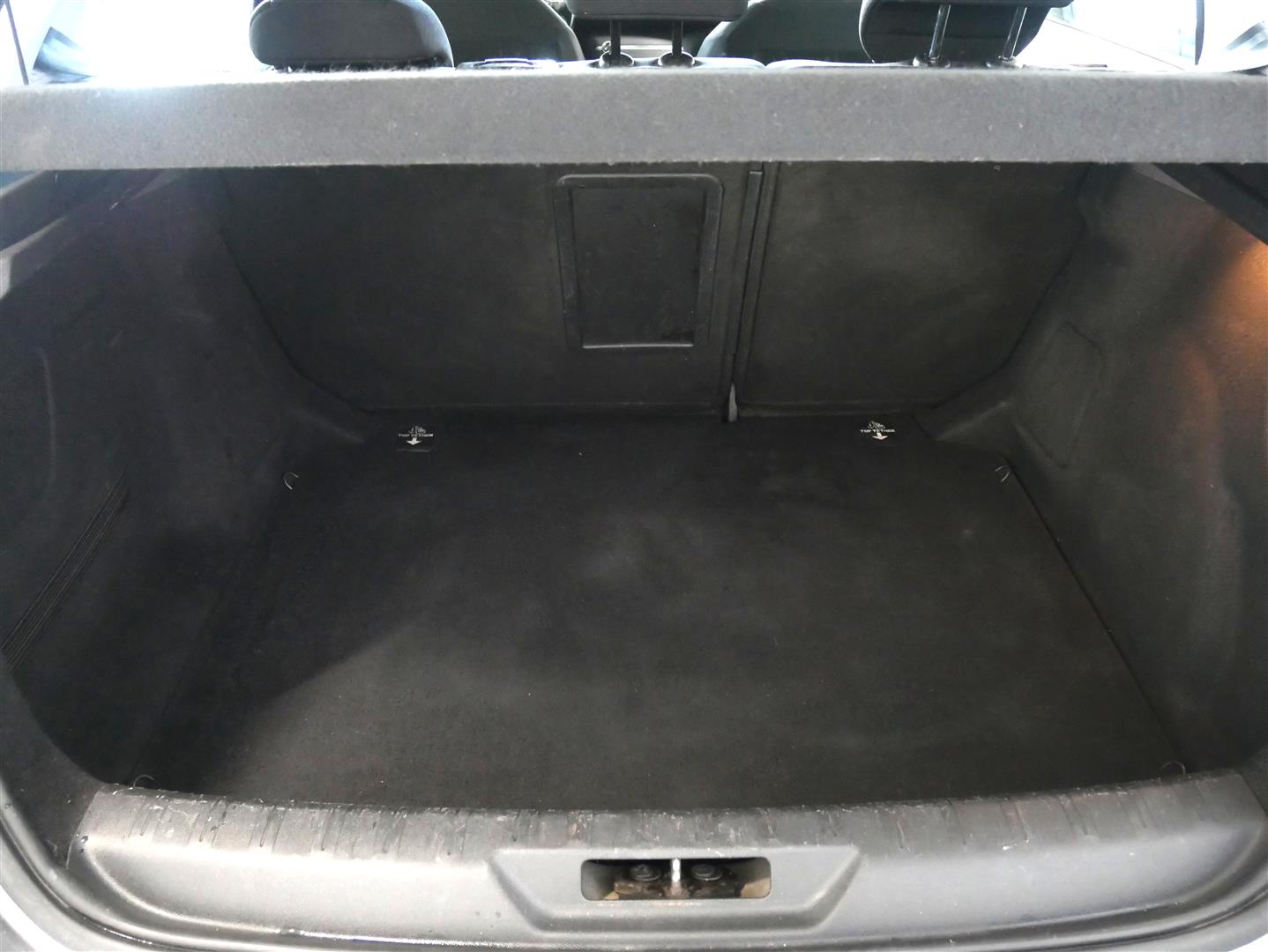 PEUGEOT 308 2016