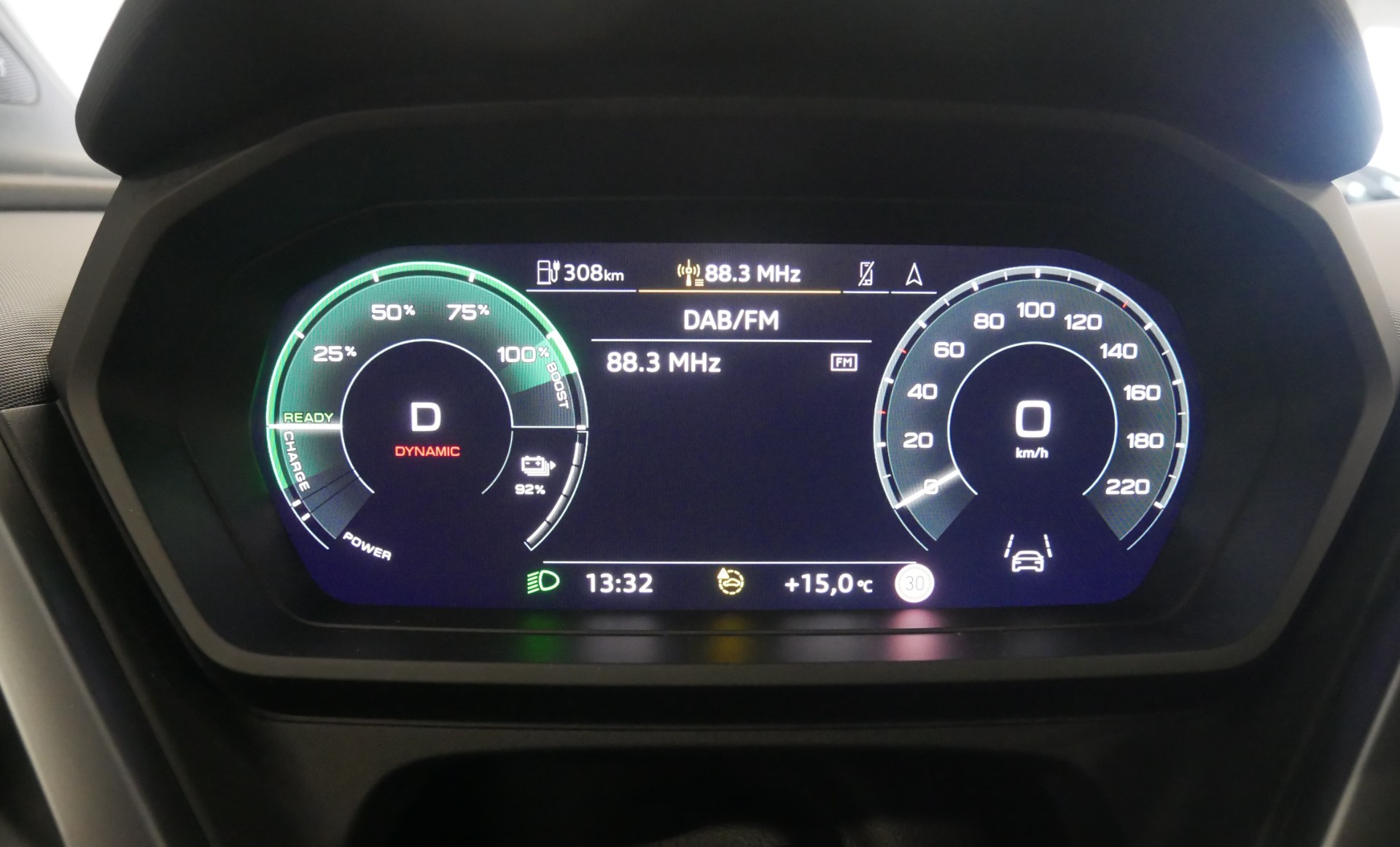 AUDI Q4 e-tron 2024