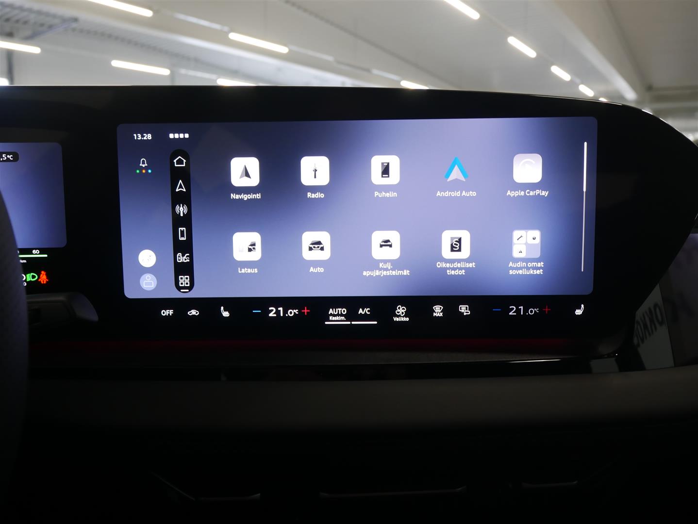 Audi Q6 e-tron 2026