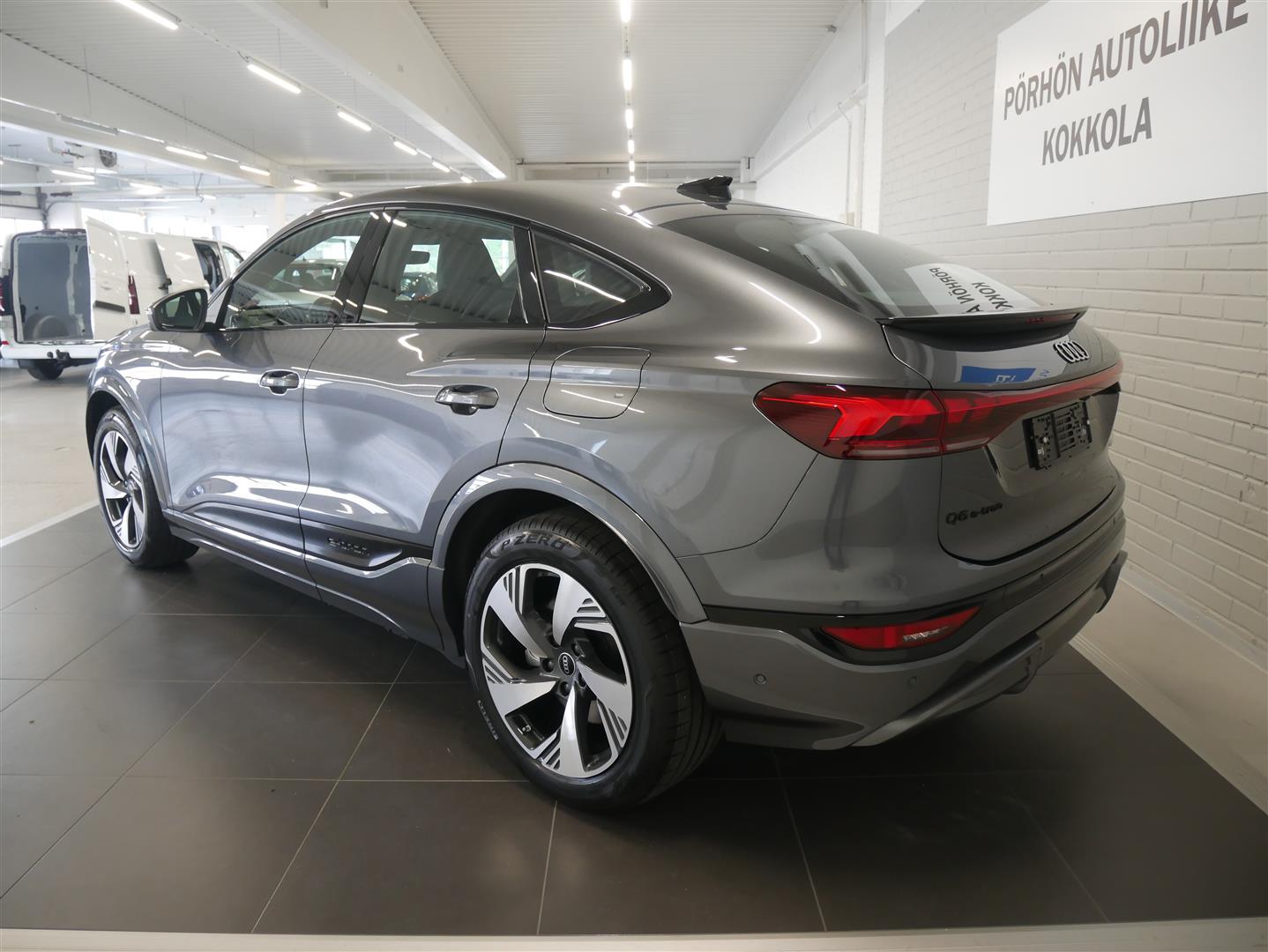 Audi Q6 e-tron 2026