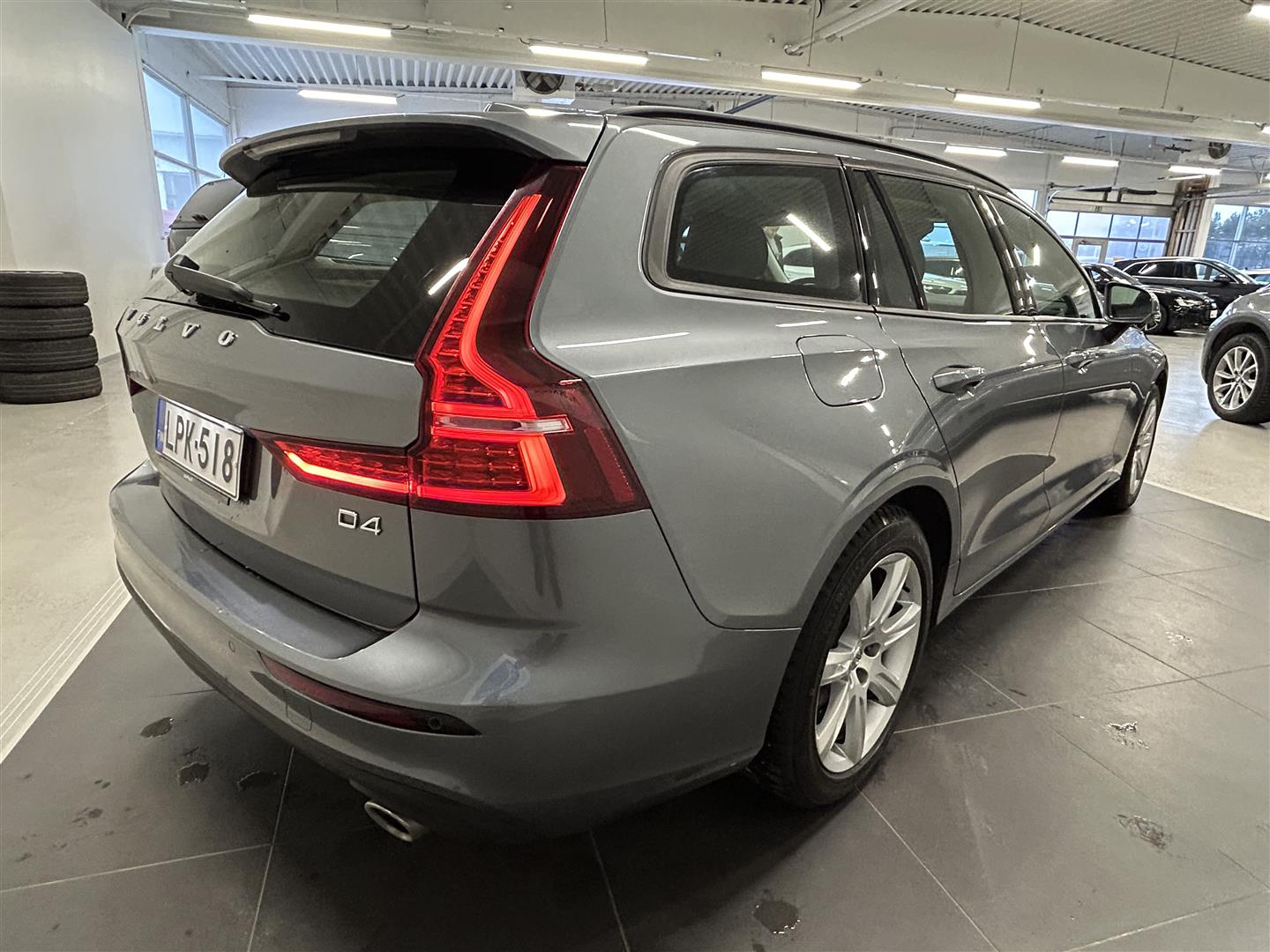 VOLVO V60 2019
