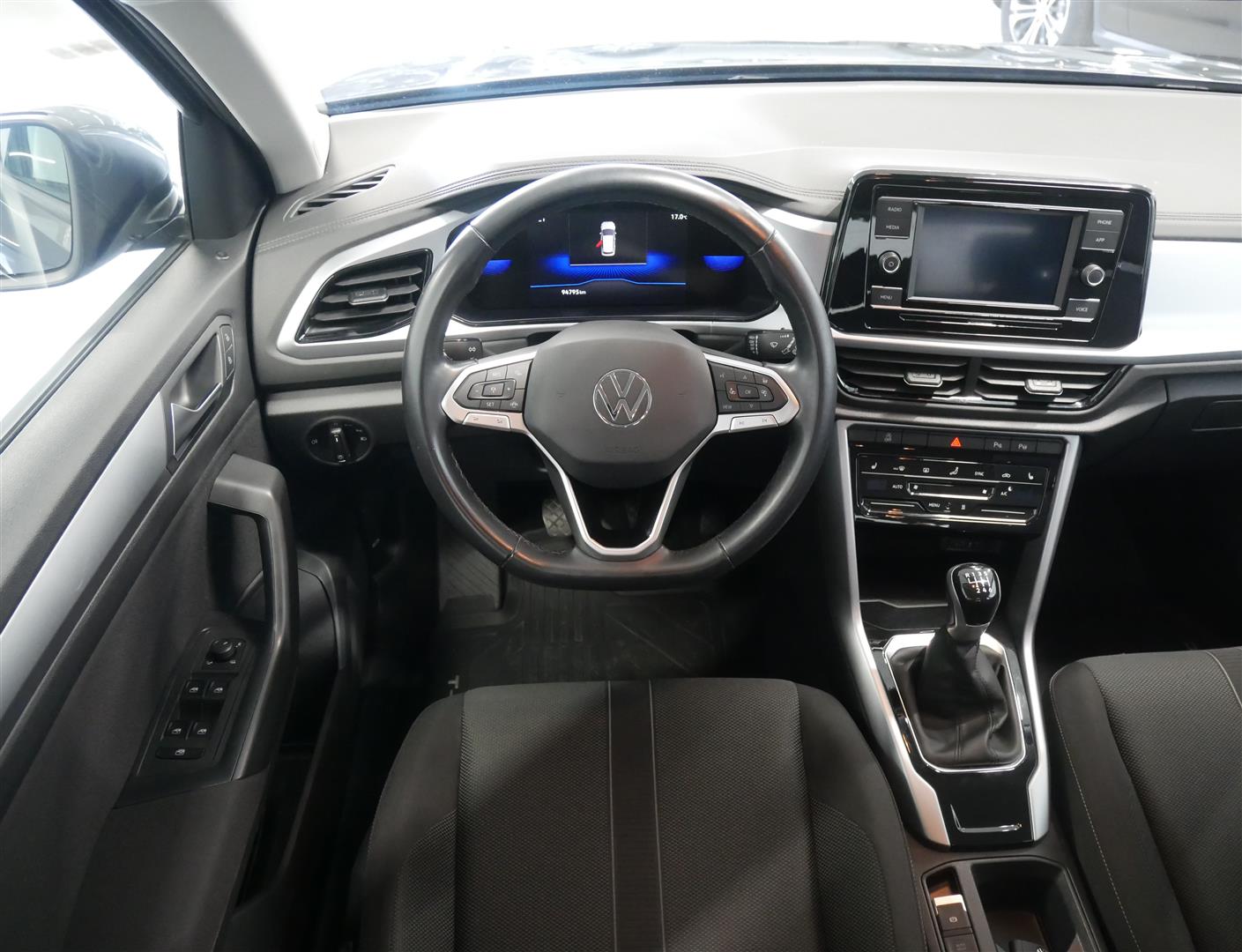 VOLKSWAGEN T-Roc 2023