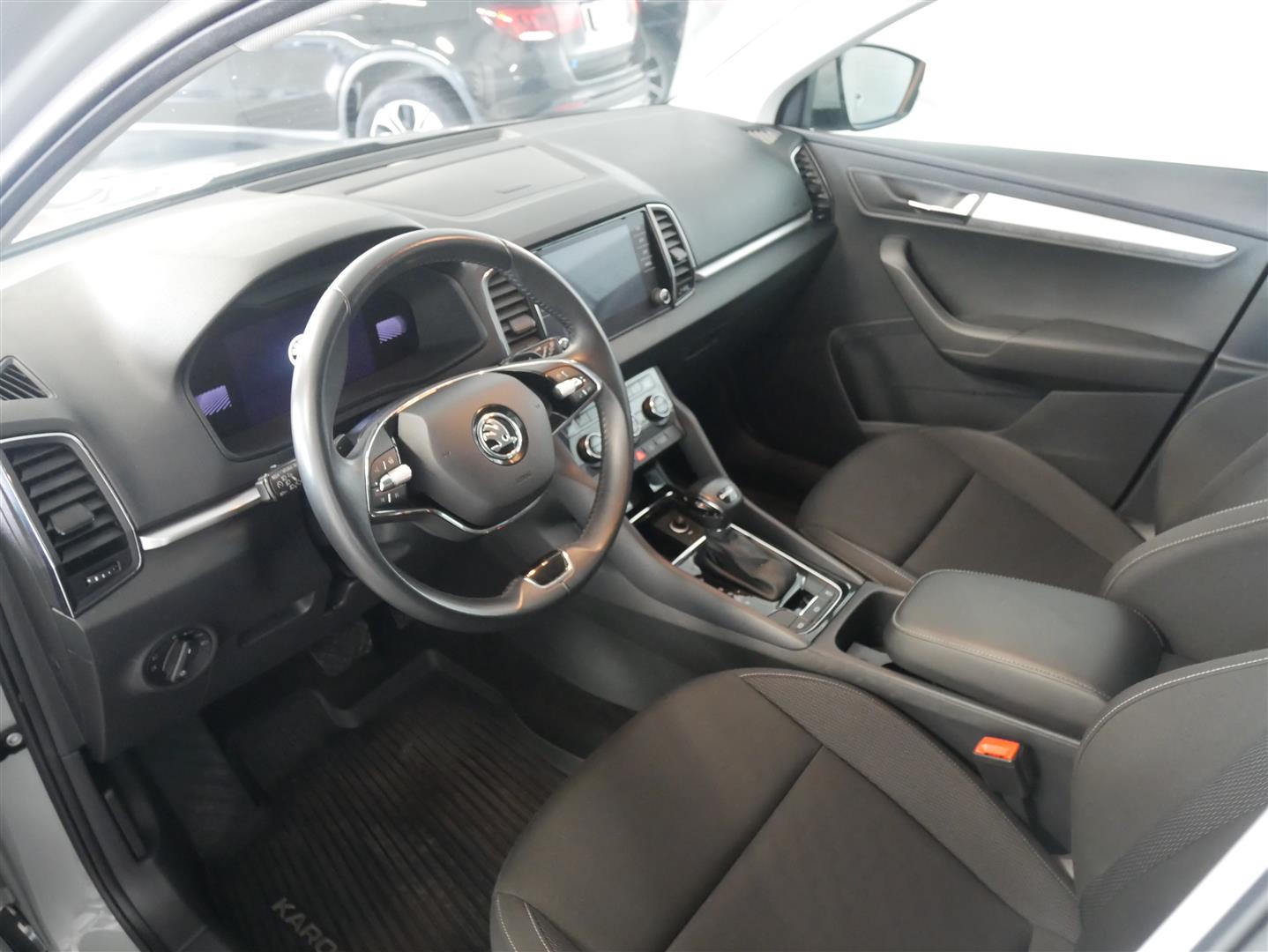 SKODA Karoq 2023