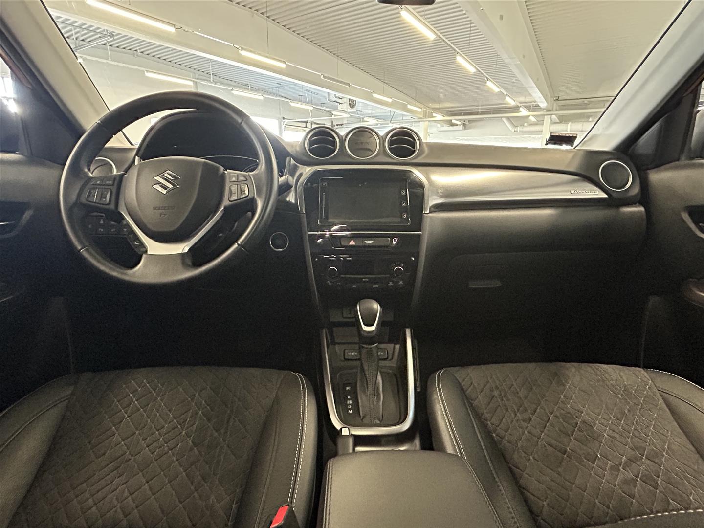 SUZUKI Vitara 2023