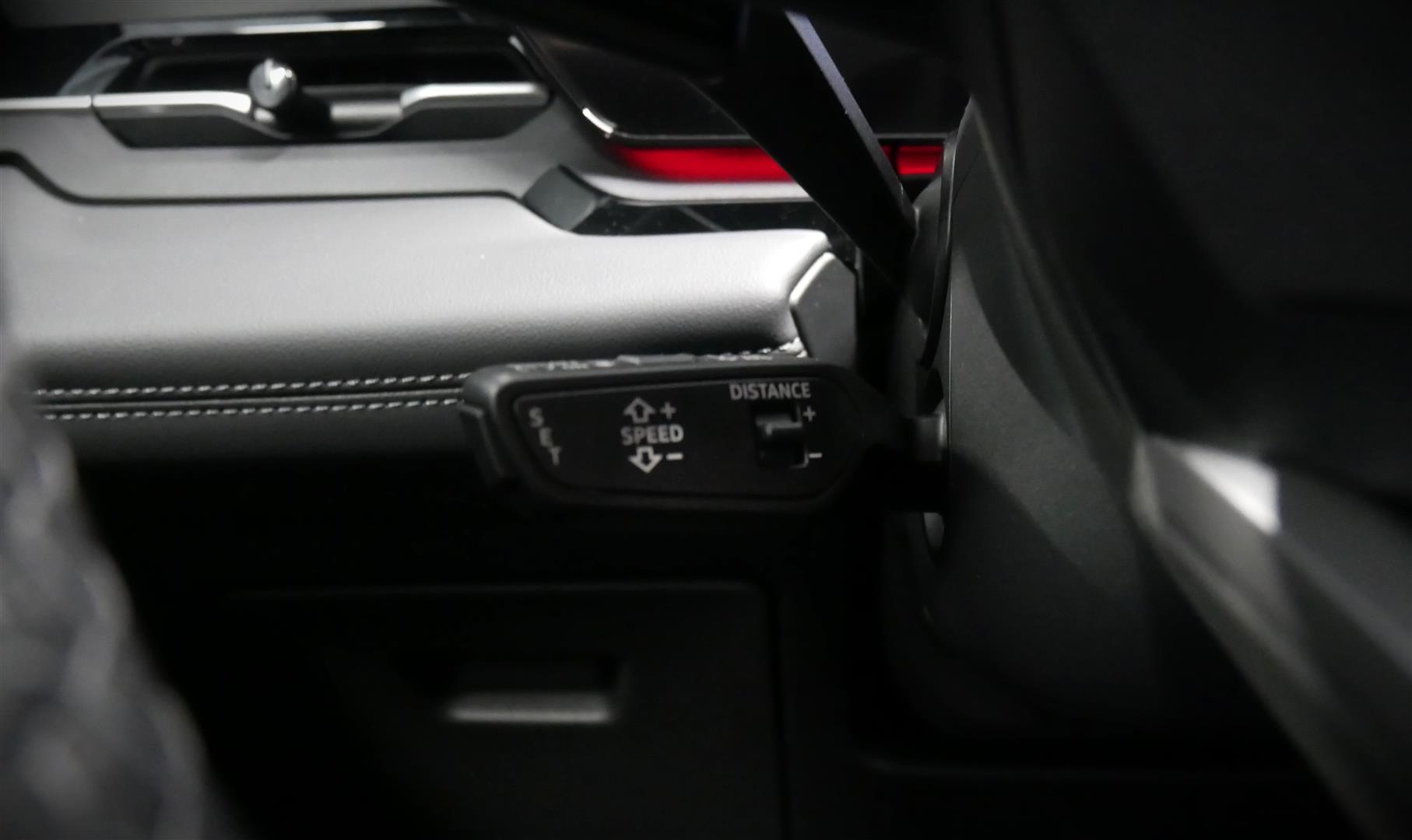 Audi Q6 e-tron 2026