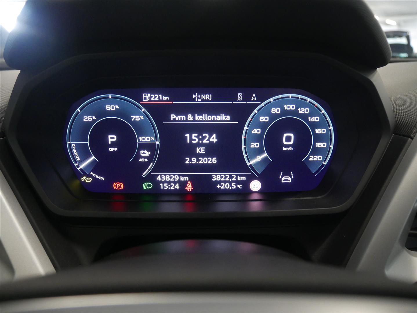 AUDI Q4 e-tron 2024
