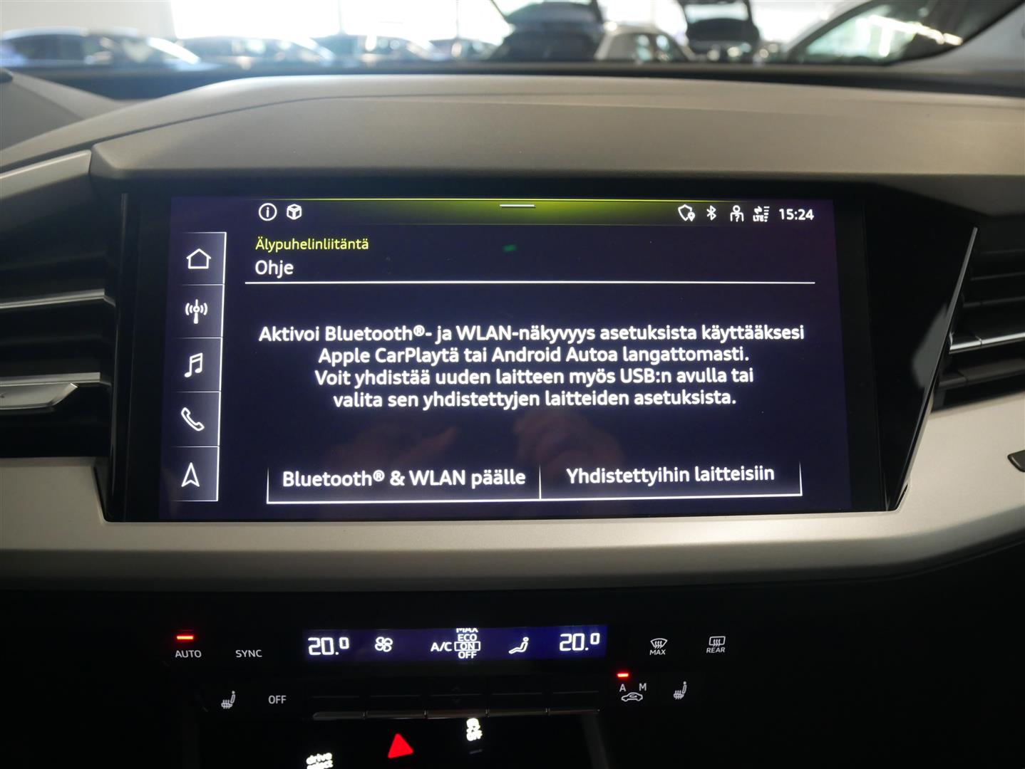 AUDI Q4 e-tron 2024