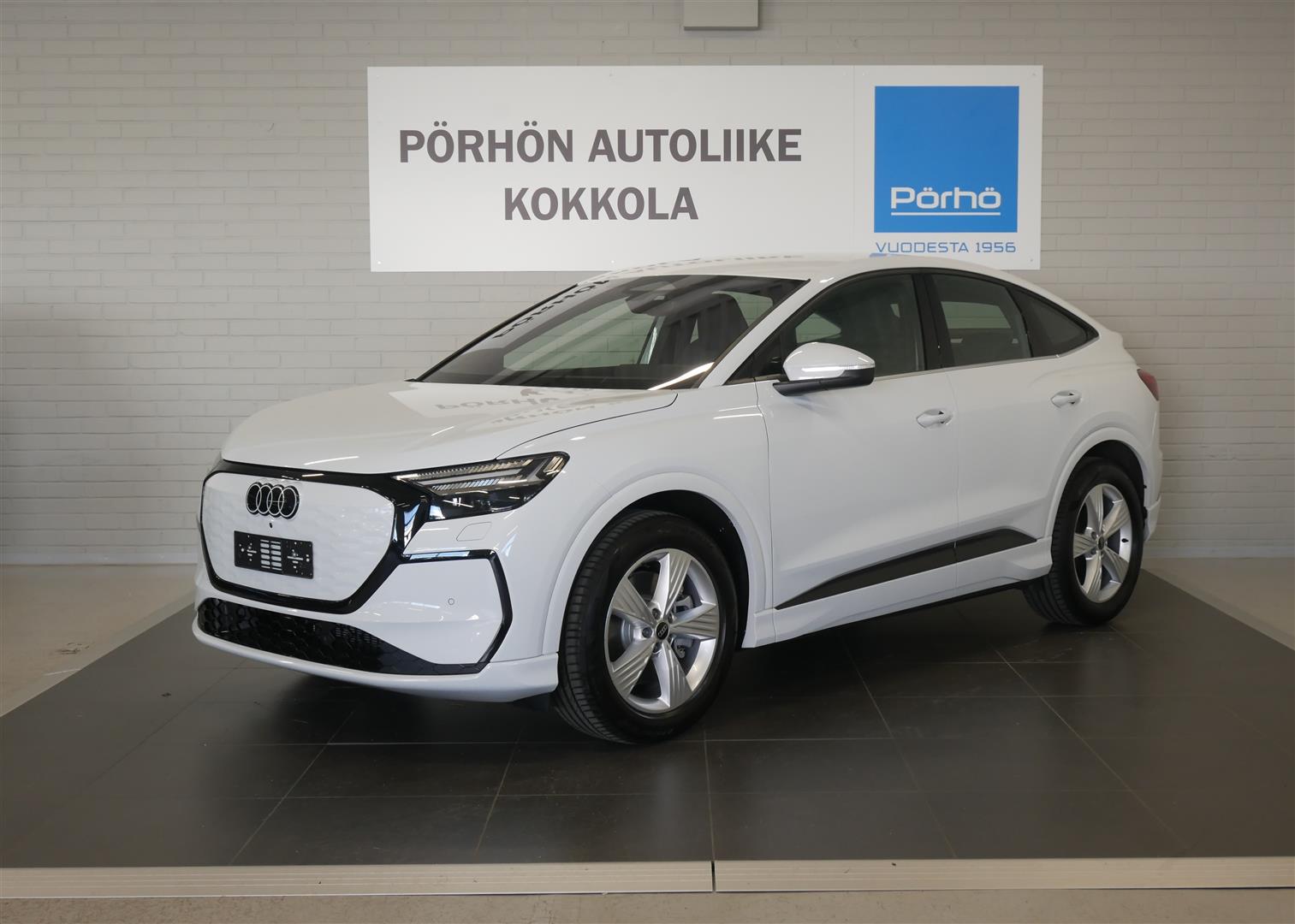 Audi Q4 e-tron 2026