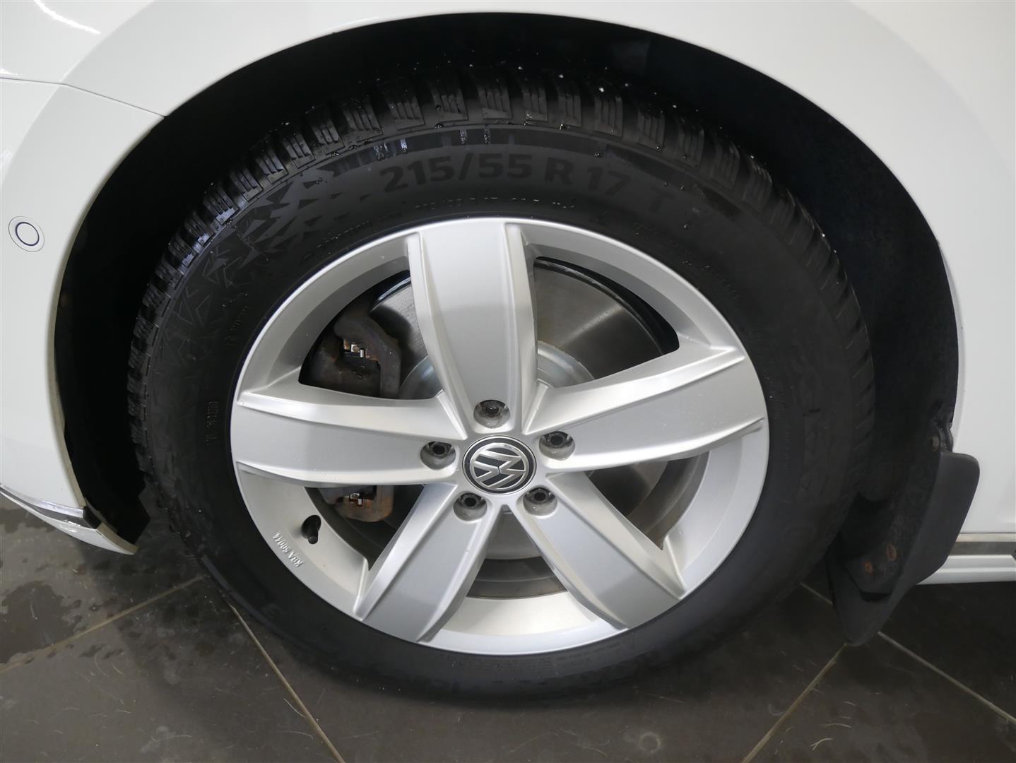 VOLKSWAGEN Passat 2015