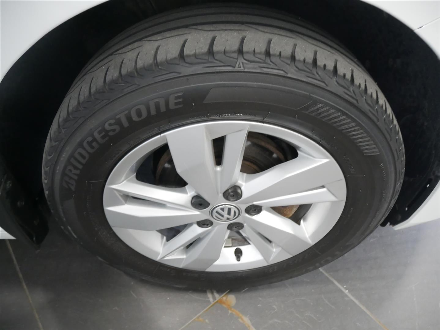 VOLKSWAGEN Polo 2018