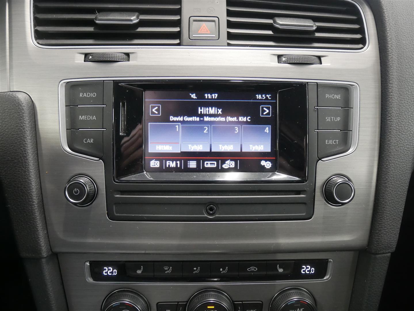 VOLKSWAGEN Golf 2015