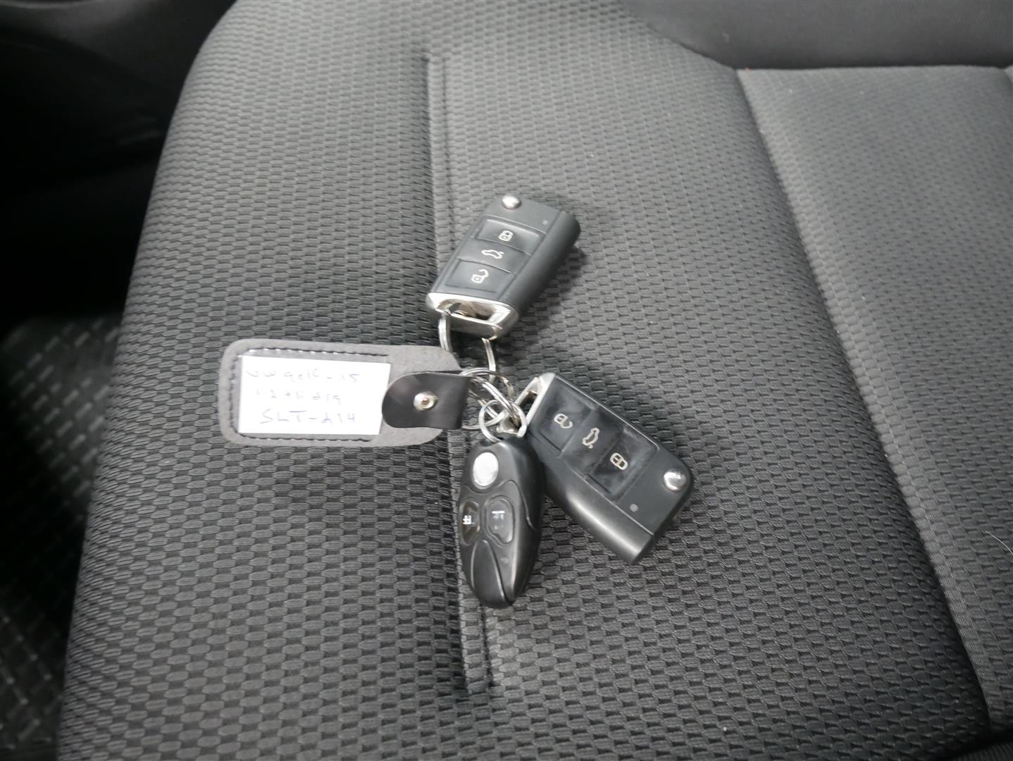 VOLKSWAGEN Golf 2015